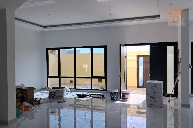 للبيع فيلا فاخرة في منطقة عسكر – Slide 3