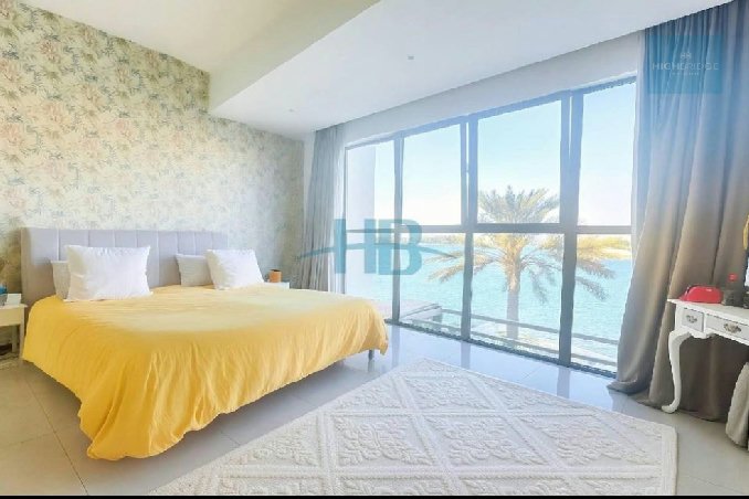 فيلا راقيه ع البحر في امواج  – Slide 11