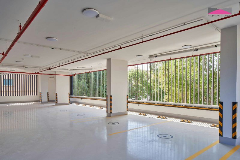 MODERN | PRIME LOCATION | GYM AND POOL – Slide 10