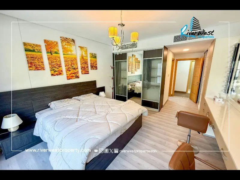 Freehold 1-Bedroom Apartment with Balcony in Amwaj Islands - View 2