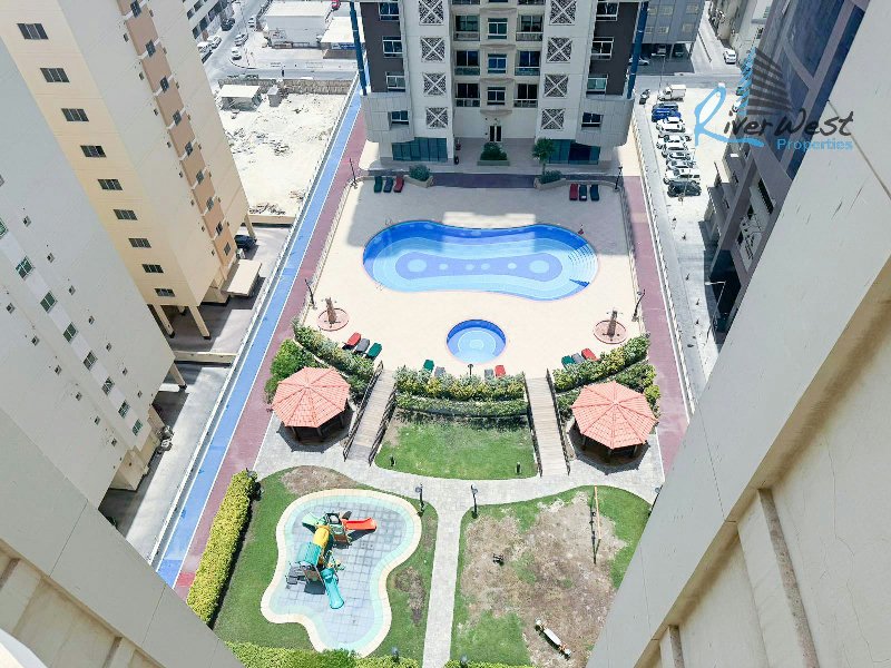 HOT DEAL | POOL VIEW | TITLE DEED READY - Main view