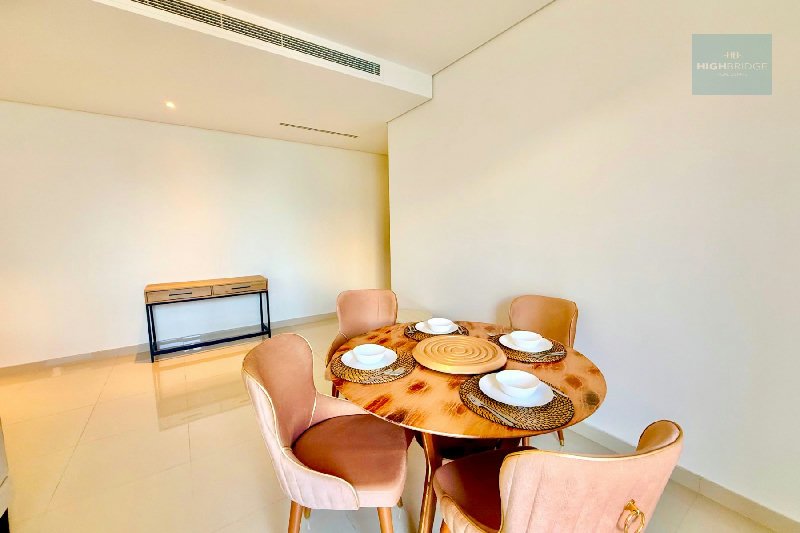 Freehold I New I Ready To Move I Spacious – Slide 6