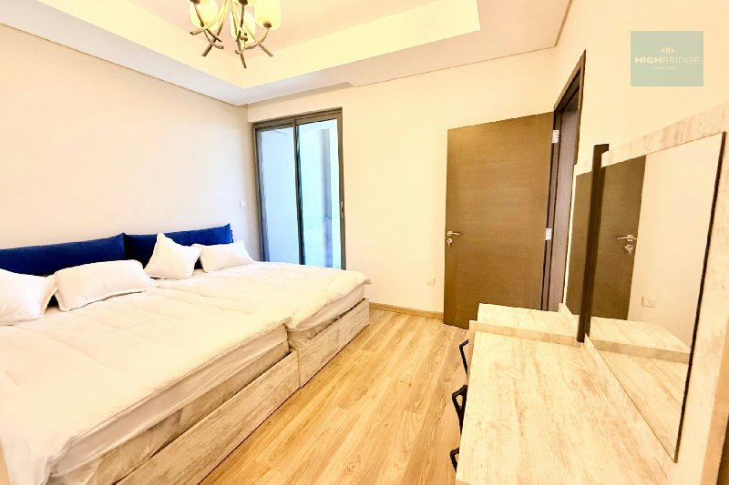 Freehold I New I Ready To Move I Spacious – Slide 13