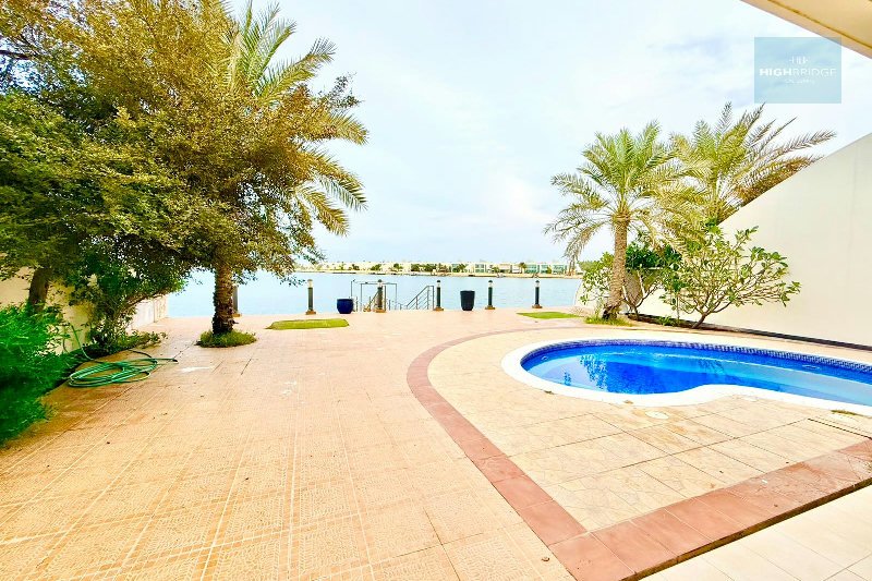 Prestigious Villa on Open Sea I Fairuz 3 I Ready – Slide 5