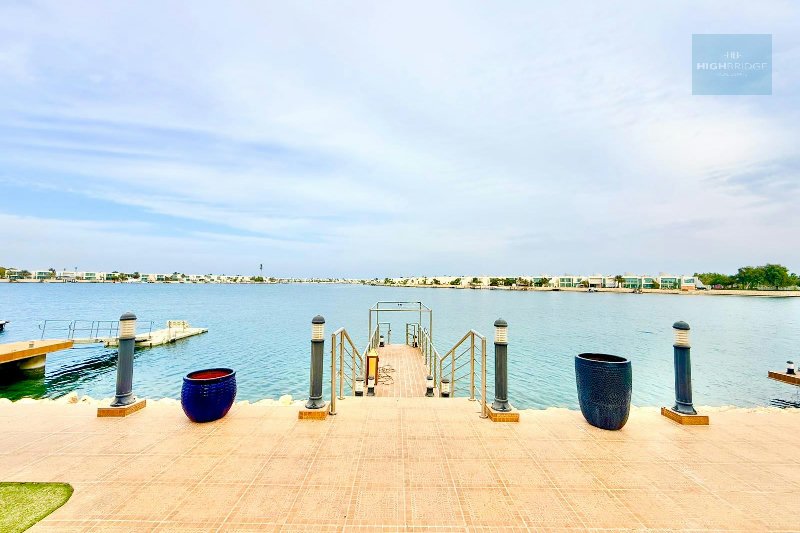 Prestigious Villa on Open Sea I Fairuz 3 I Ready – Slide 3