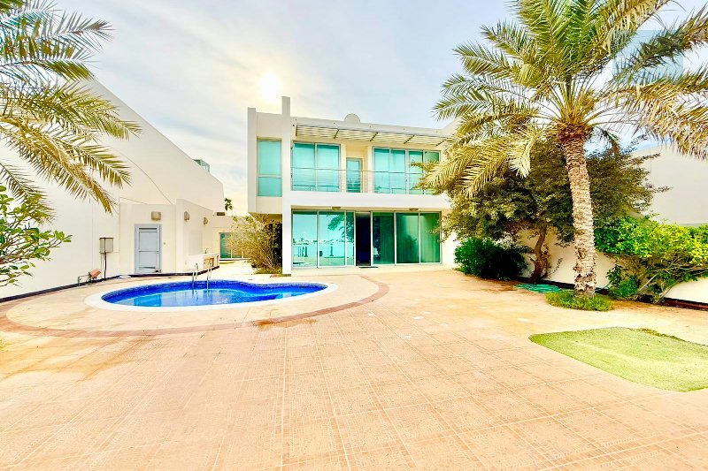 Prestigious Villa on Open Sea I Fairuz 3 I Ready – Slide 6