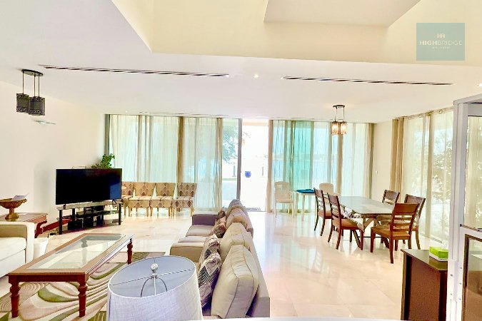 Prestigious Villa on Open Sea I Fairuz 3 I Ready – Slide 10