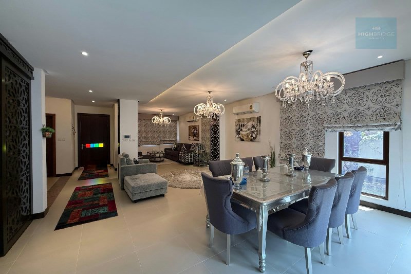Ready To Move In I Elegant I Corner Side I Luxury – Slide 8