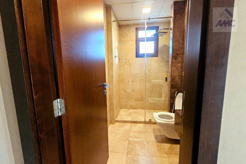 High ROI / Hot Deal / Ready for Investment / high floor – Slide 10