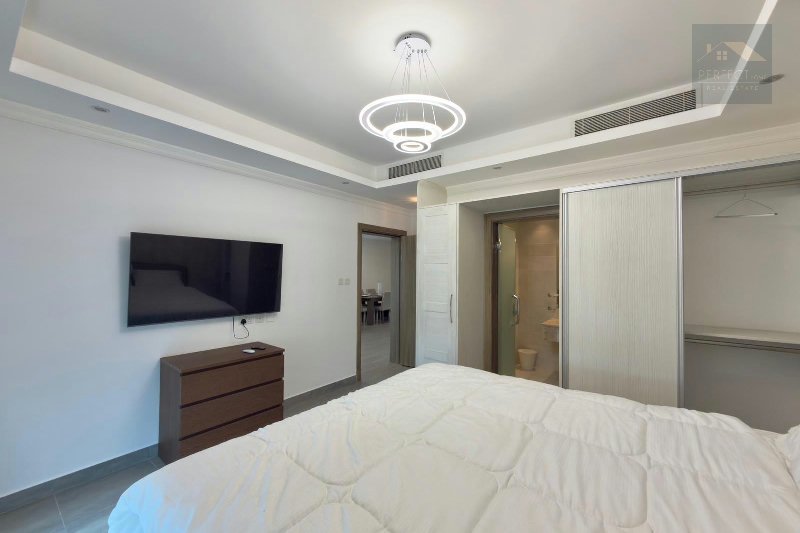 LUXURIOUS | FREEHOLD | SPACIOUS | MODERN – Slide 9