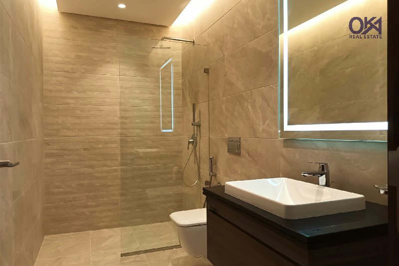 Spacious and Modern 2 Bedroom Apartment  – Slide 12