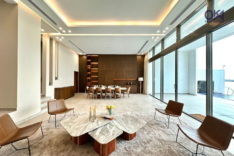 ULTRA LUXURY / FREE HOLD / WATERFRONT LIVING  – Slide 5