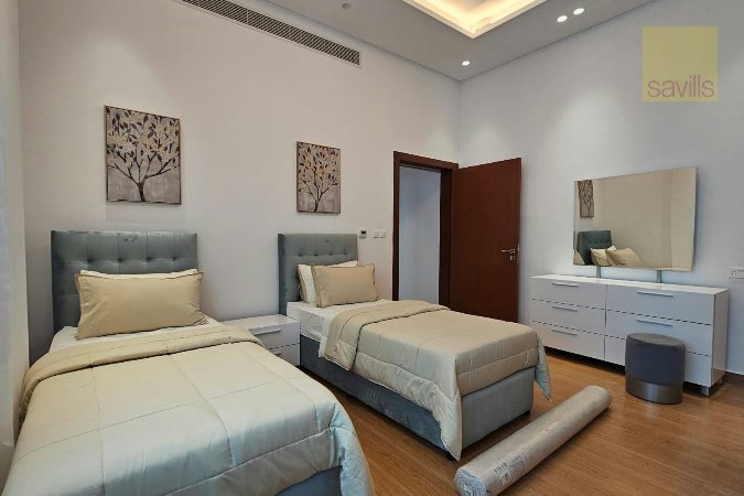 Lavish 2 Bed + Maid's| Balcony |Premium Facilities| Internet – Slide 12