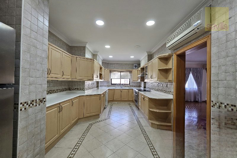 Spacious| Premium Amenities| 3 Bedroom in Umm Al Hassam | BD 650 – Slide 5